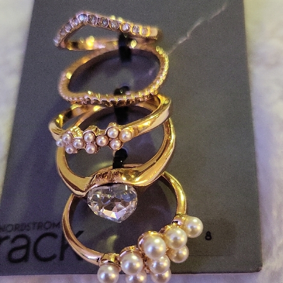 Elegant Gold and White Ring Collection - Picture 3 of 4